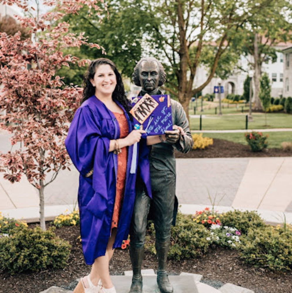 Meet your Posher, Julianna